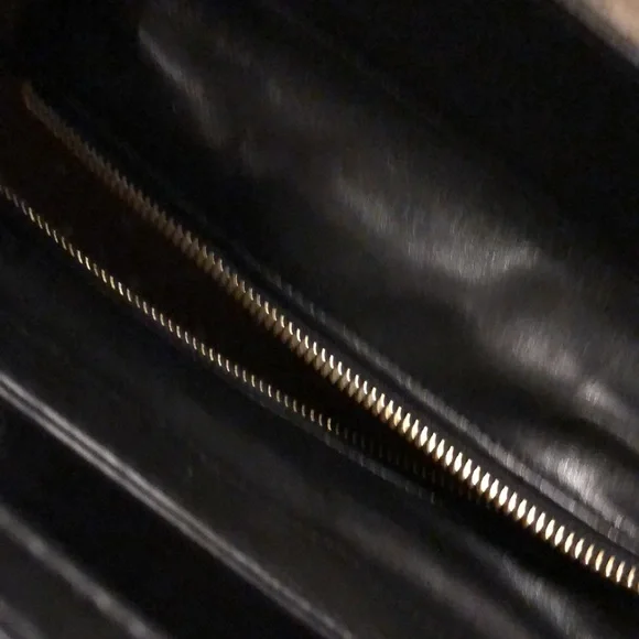 Kate Spade Small soft Black leather purse. EUC - Picture 6 of 7